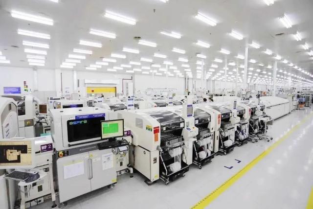 嘉定企业销售收入20年增长近35倍，2025年汽车销售领域再迎突破